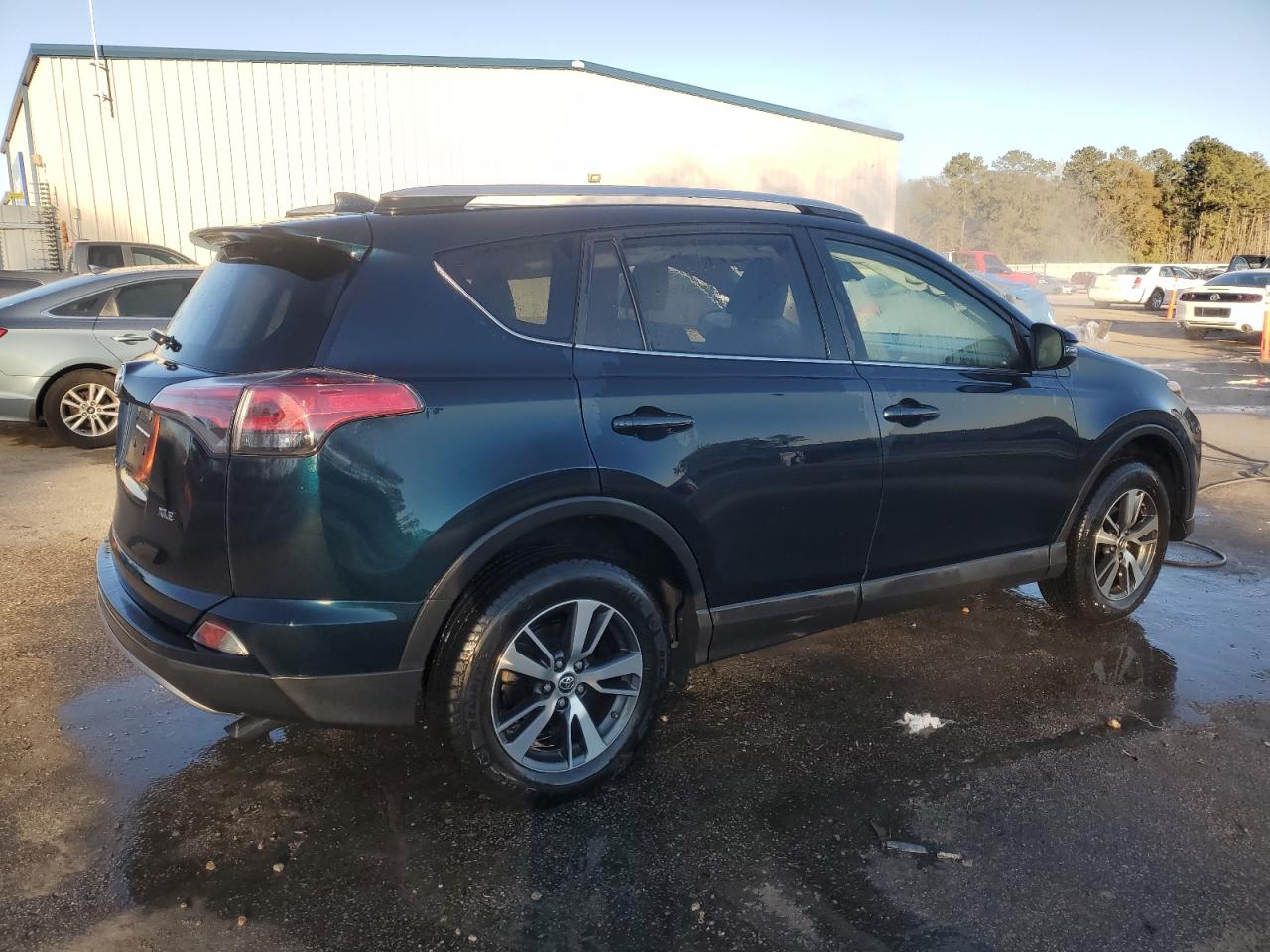 2018 Toyota RAV 4 VIN JTMWFREV1JJ206554 Copart auction photo, front end damage thumbnail 3