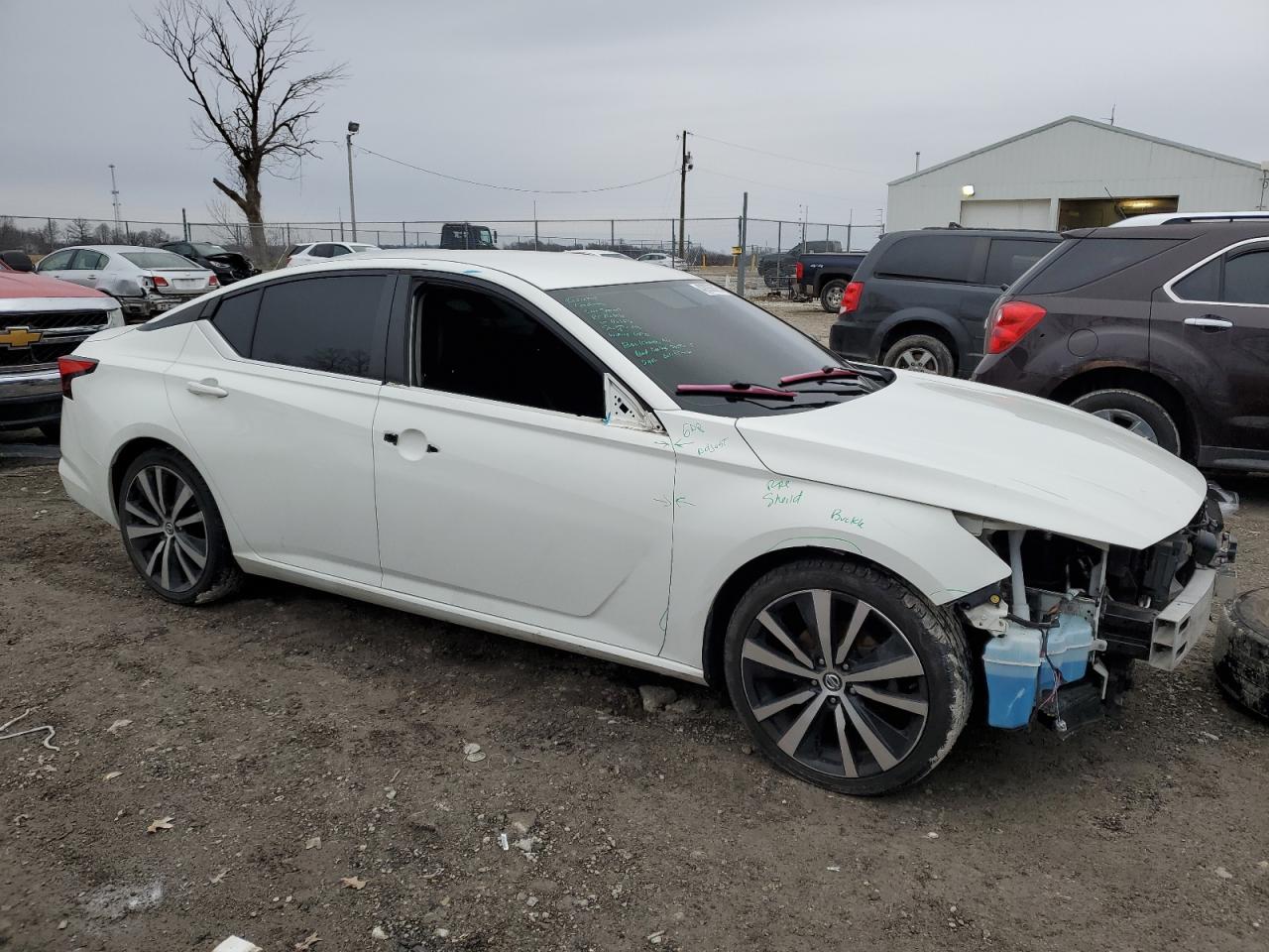 2019 Nissan Altima VIN 1N4BL4CV4KC198314 Copart auction photo, front end / side damage thumbnail 4