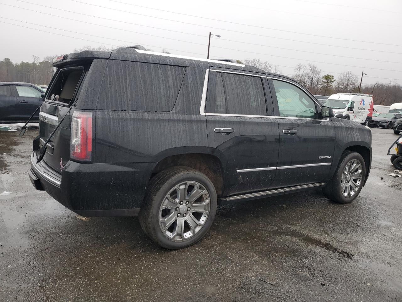 2016 GMC Yukon VIN 1GKS2CKJ3GR121562 Copart auction photo, side / rear end damage thumbnail 3