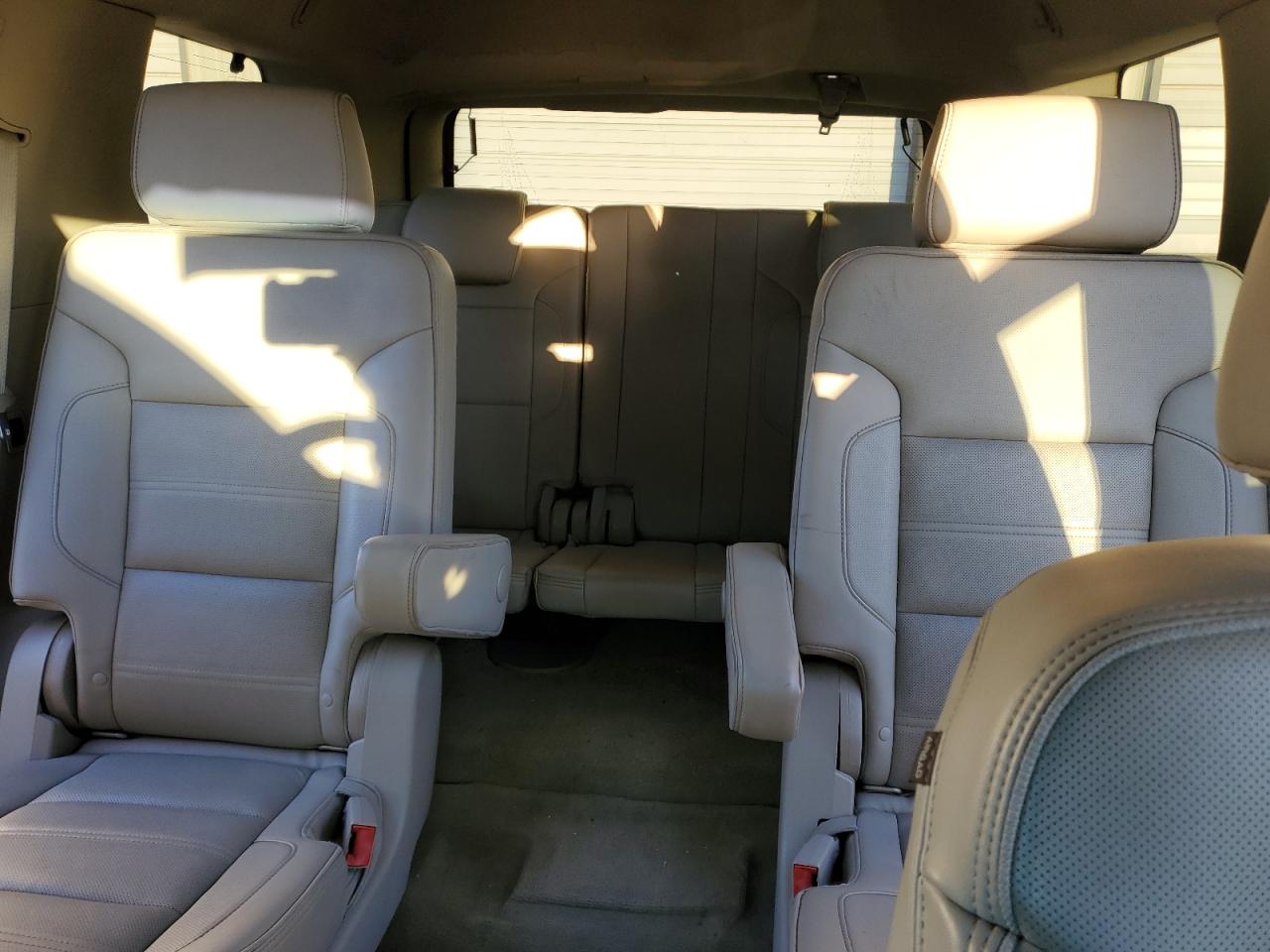 2016 GMC Yukon VIN 1GKS2CKJ1GR252845 Copart auction photo, front end damage thumbnail 10