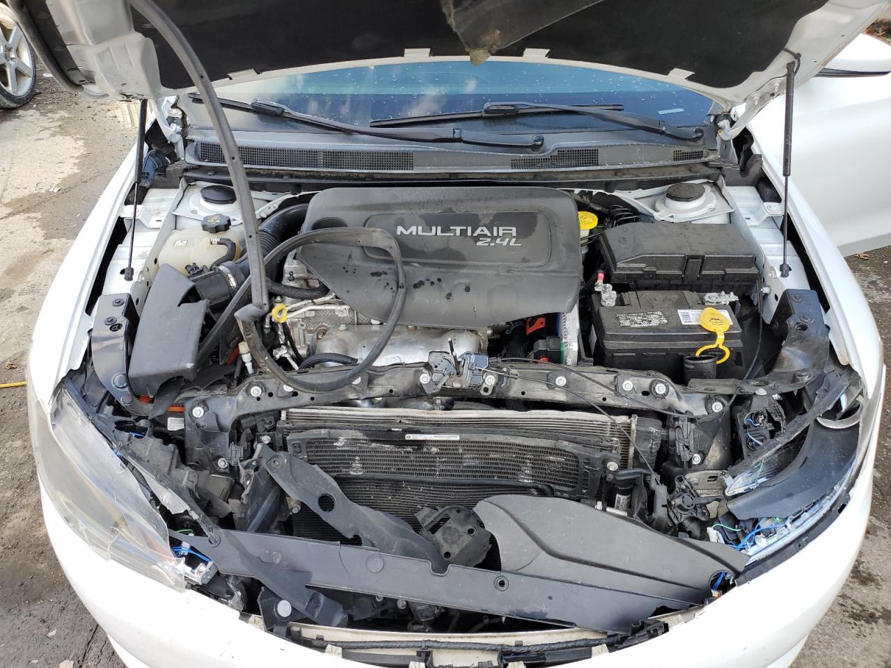 2016 Chrysler 200 VIN 1C3CCCAB0GN156563 Copart auction photo, front end damage thumbnail 11