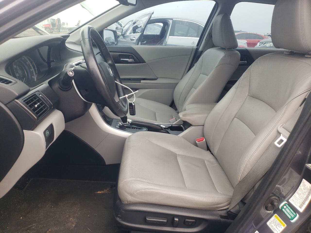 2013 Honda Accord VIN 1HGCR3F81DA016145 Copart auction photo, rear end / minor dent/scratches damage thumbnail 7