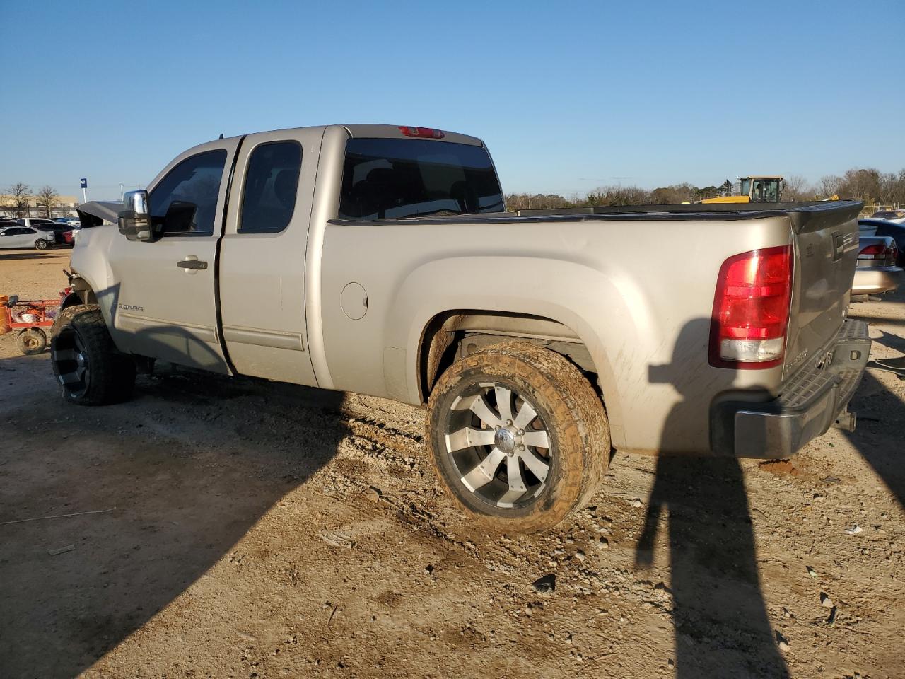 2008 GMC Sierra VIN 1GTEC19C18Z331712 Copart auction photo, front end damage thumbnail 2