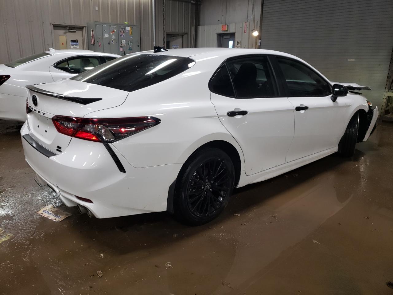 2022 Toyota Camry VIN 4T1T11BK2NU072781 Copart auction photo, front end damage thumbnail 3