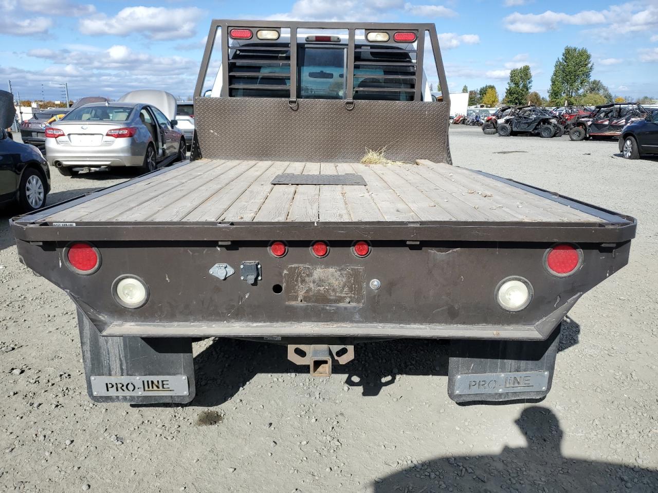 2000 Ford F250 VIN 1FTNX21F2YEA04338 Copart auction photo, side damage thumbnail 6