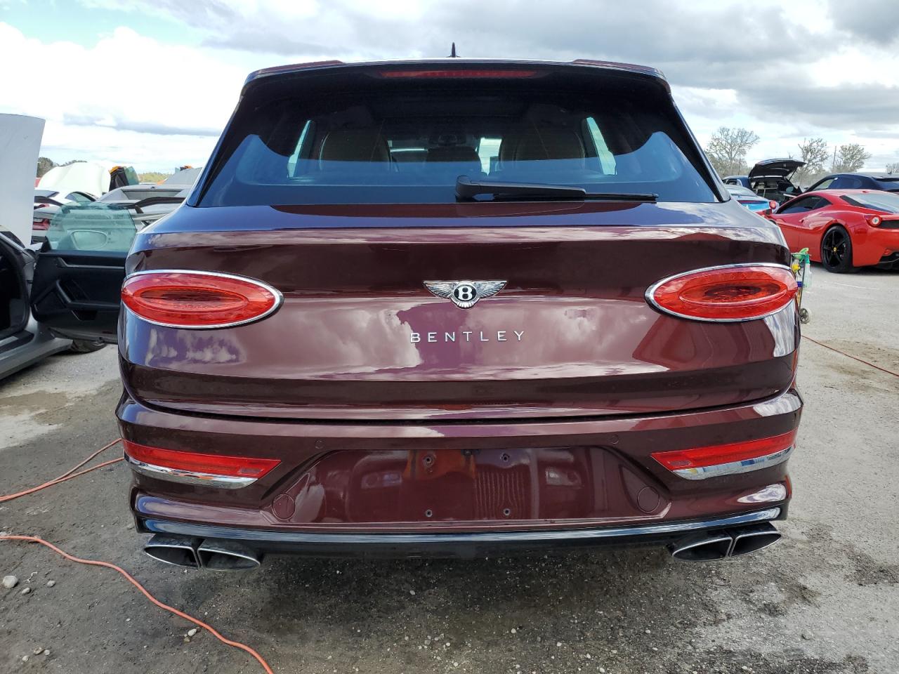 2021 Bentley Bentayga VIN SJAAM2ZV4MC033785 Copart auction photo, water/flood damage thumbnail 6