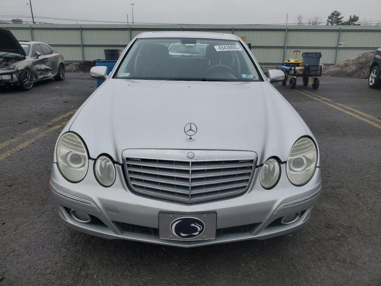 2008 Mercedes-Benz E-klasse VIN WDBUF87X38B345846 Copart auction photo, front end damage thumbnail 5