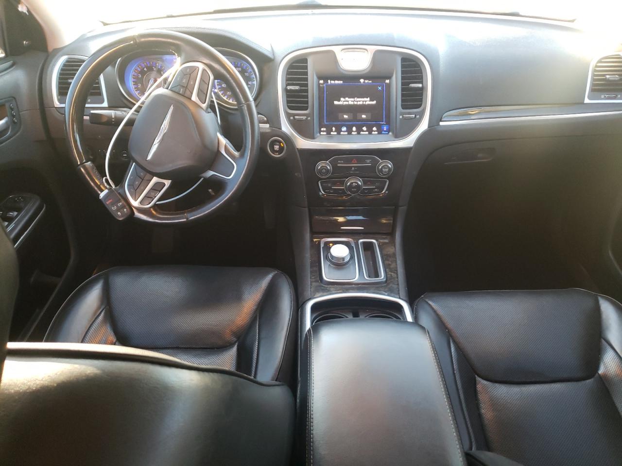 2019 Chrysler 300 VIN 2C3CCAKG4KH586631 Copart auction photo, side damage thumbnail 8