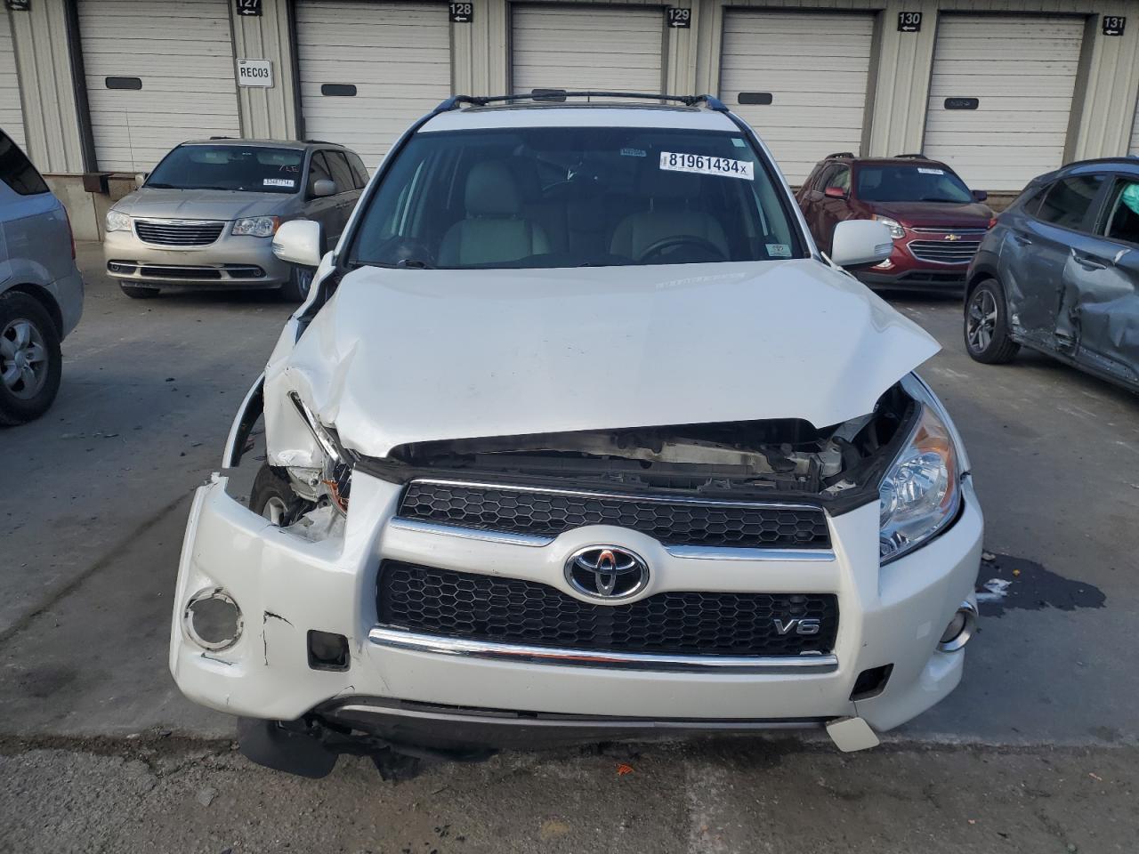 2011 Toyota RAV 4 VIN 2T3DK4DV9BW062746 Copart auction photo, front end / rear end damage thumbnail 5