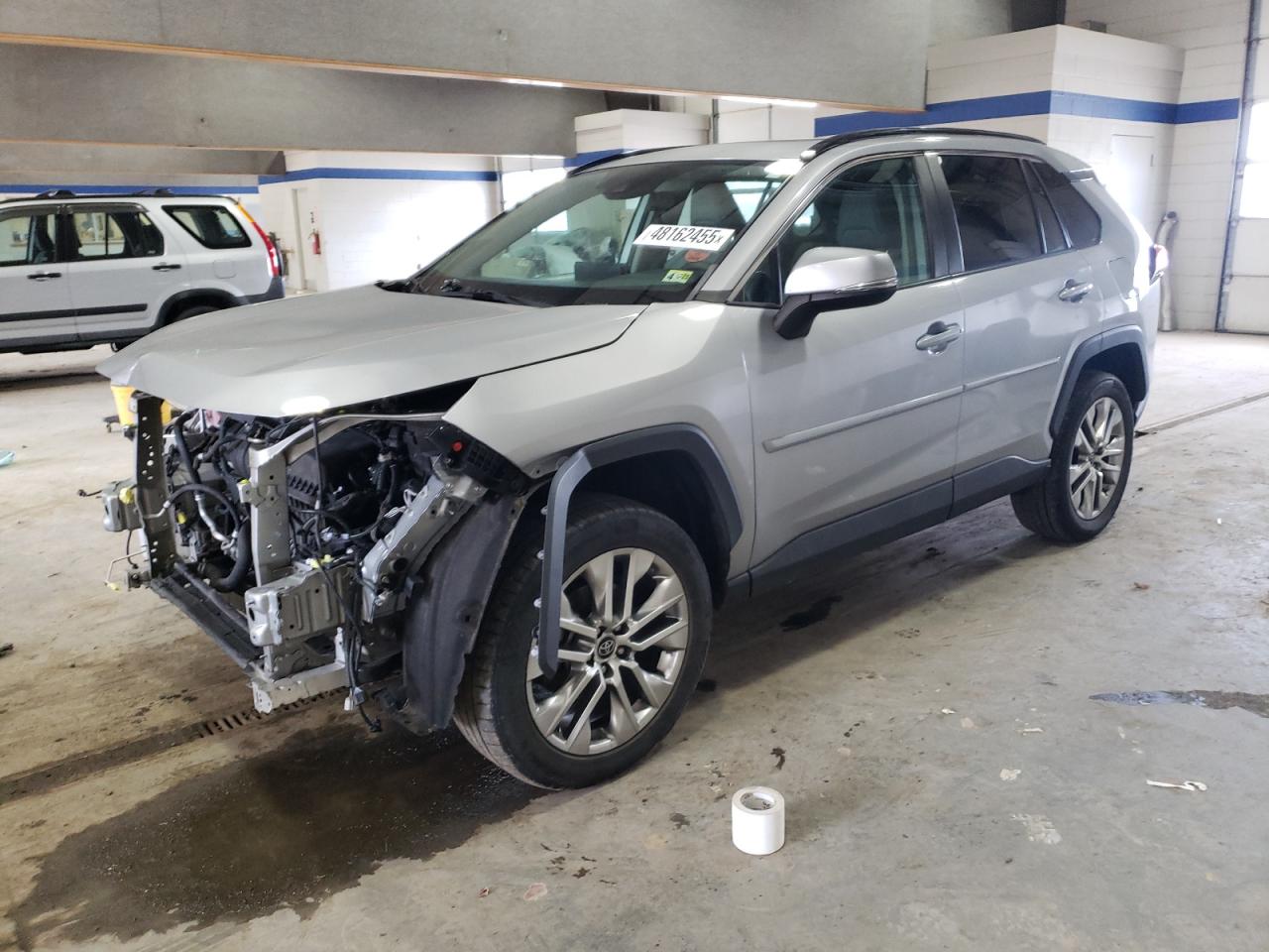 2021 Toyota RAV 4 VIN 2T3A1RFV3MW148007