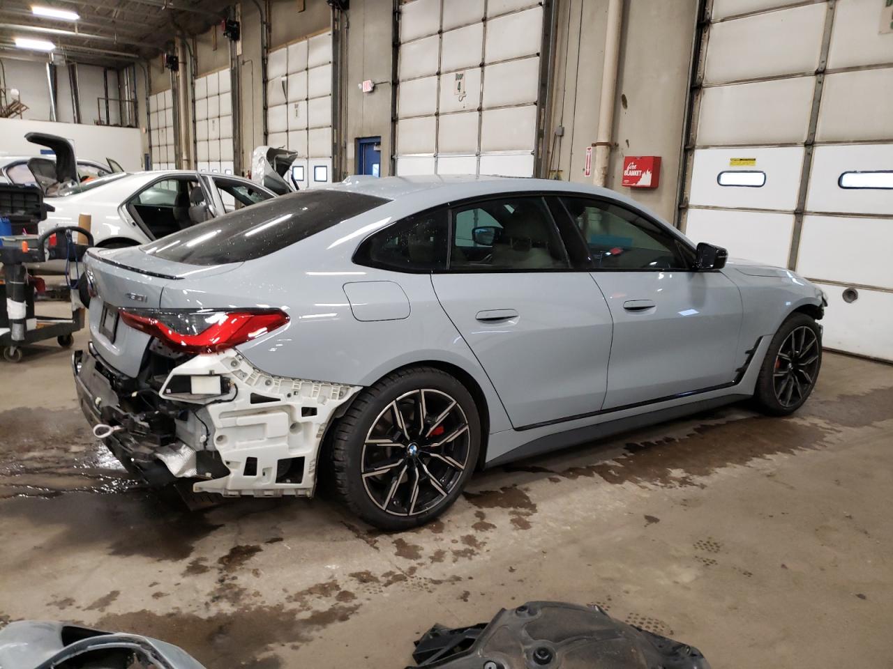 2024 BMW 4er VIN WBA73AV06RFR99302 Copart auction photo, all over / undercarriage damage thumbnail 3