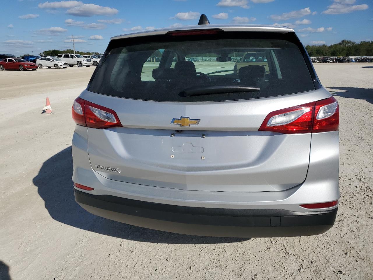 2020 Chevrolet Equinox VIN 3GNAXHEV3LS645801 Copart auction photo, water/flood damage thumbnail 6