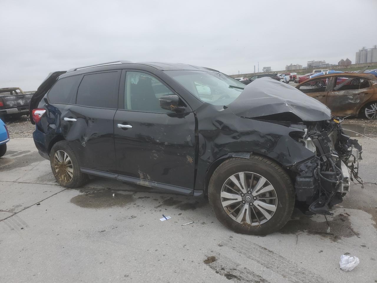 2018 Nissan Pathfinder VIN 5N1DR2MN6JC636152 Copart auction photo, all over damage thumbnail 4