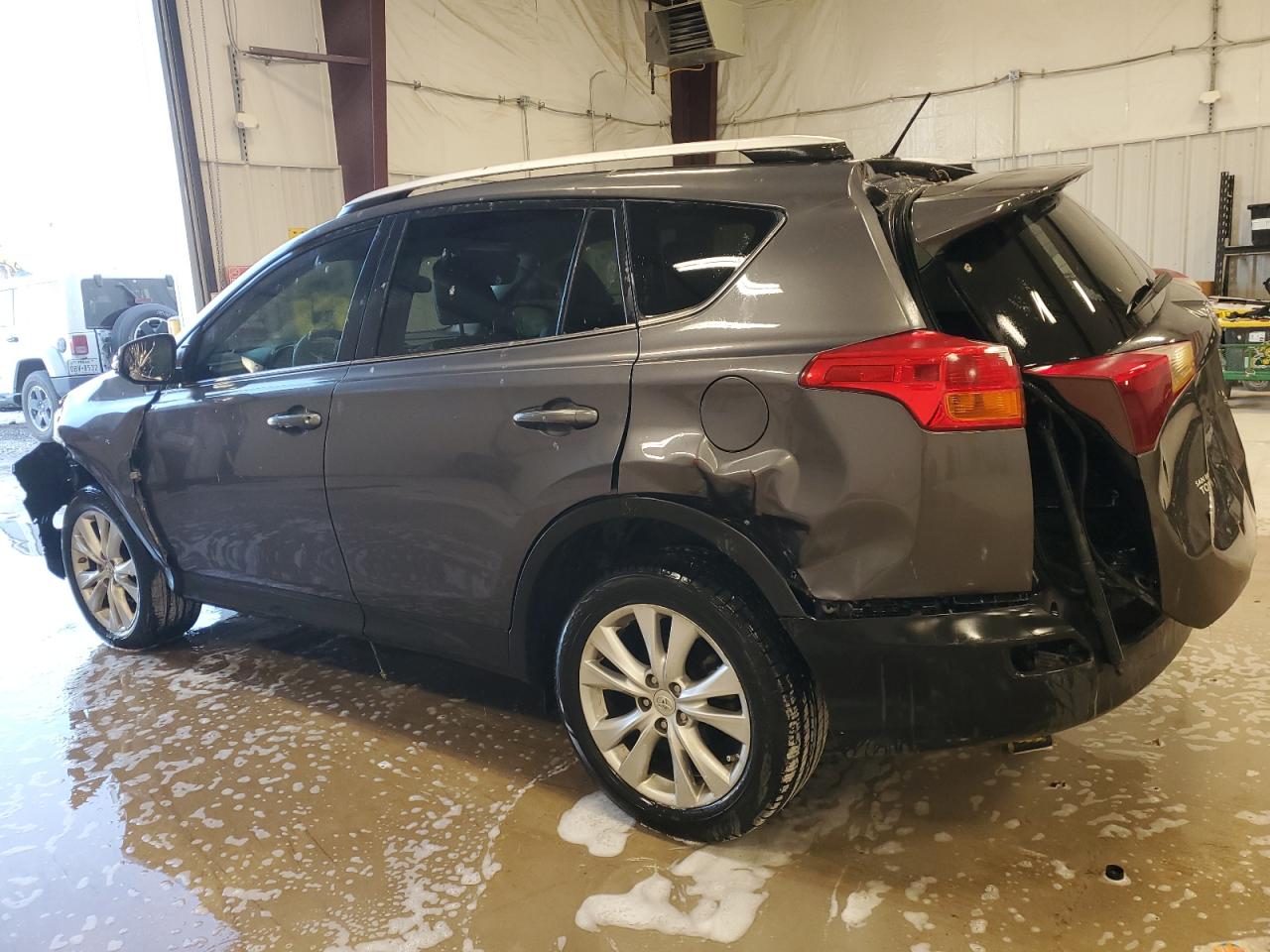 2014 Toyota RAV 4 VIN 2T3YFREV7EW099946 Copart auction photo, front end / rear end damage thumbnail 2