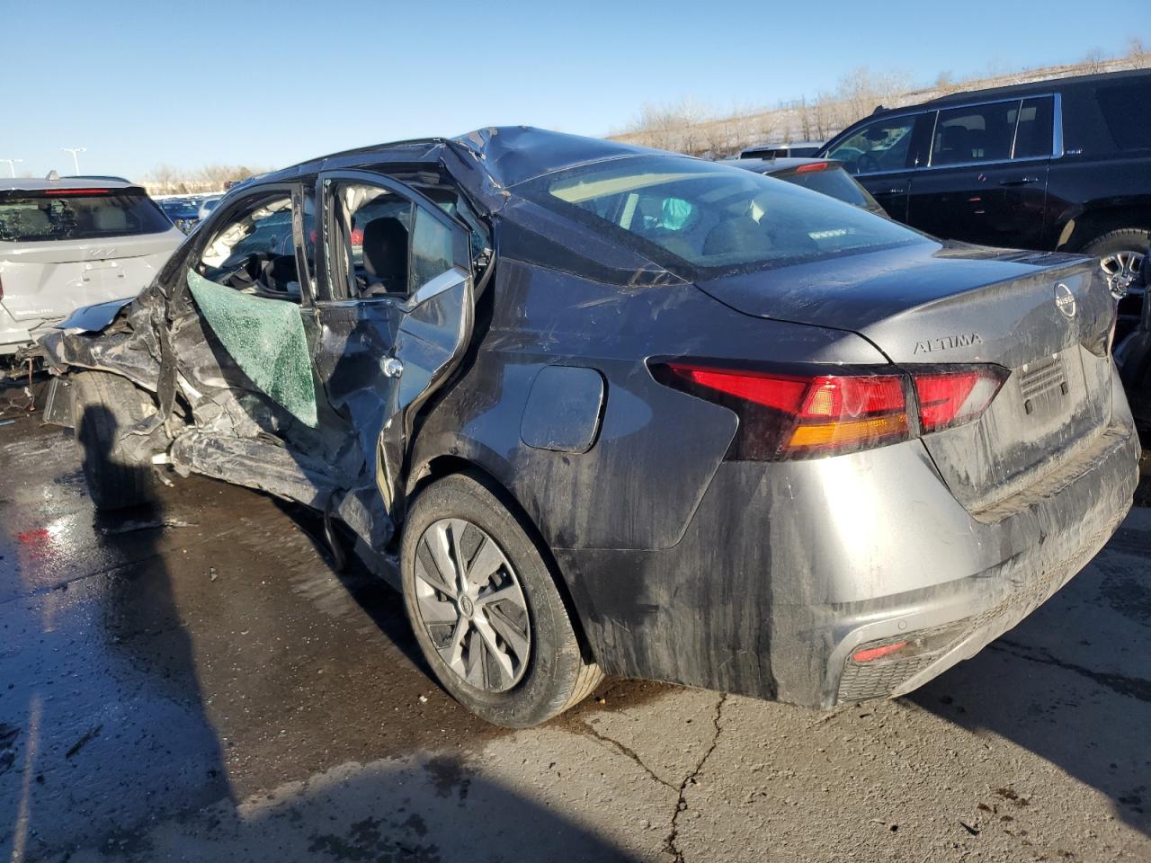 2024 Nissan Altima VIN 1N4BL4BV9RN371762 Copart auction photo, side / front end damage thumbnail 2