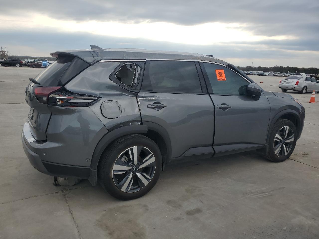 2024 Nissan Rogue VIN 5N1BT3CA2RC678360 Copart auction photo, biohazard/chemical / rollover damage thumbnail 3