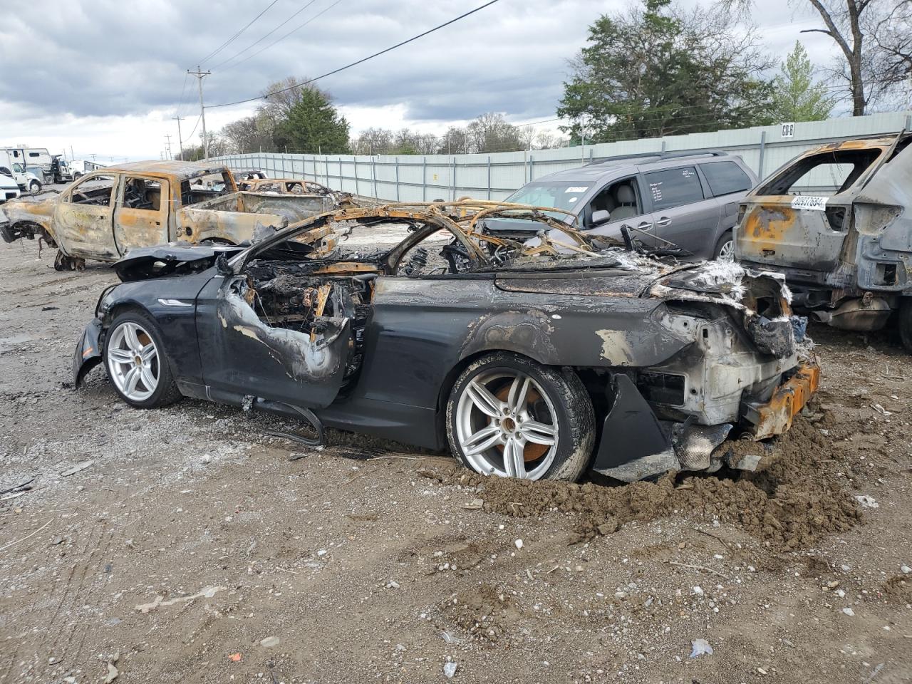 2012 BMW 6er VIN WBALZ5C57CC619590 Copart auction photo, burn damage thumbnail 2