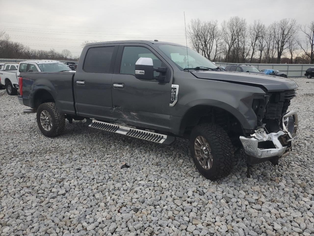 2017 Ford F250 VIN 1FT7W2B60HEE12816 Copart auction photo, front end / side damage thumbnail 4