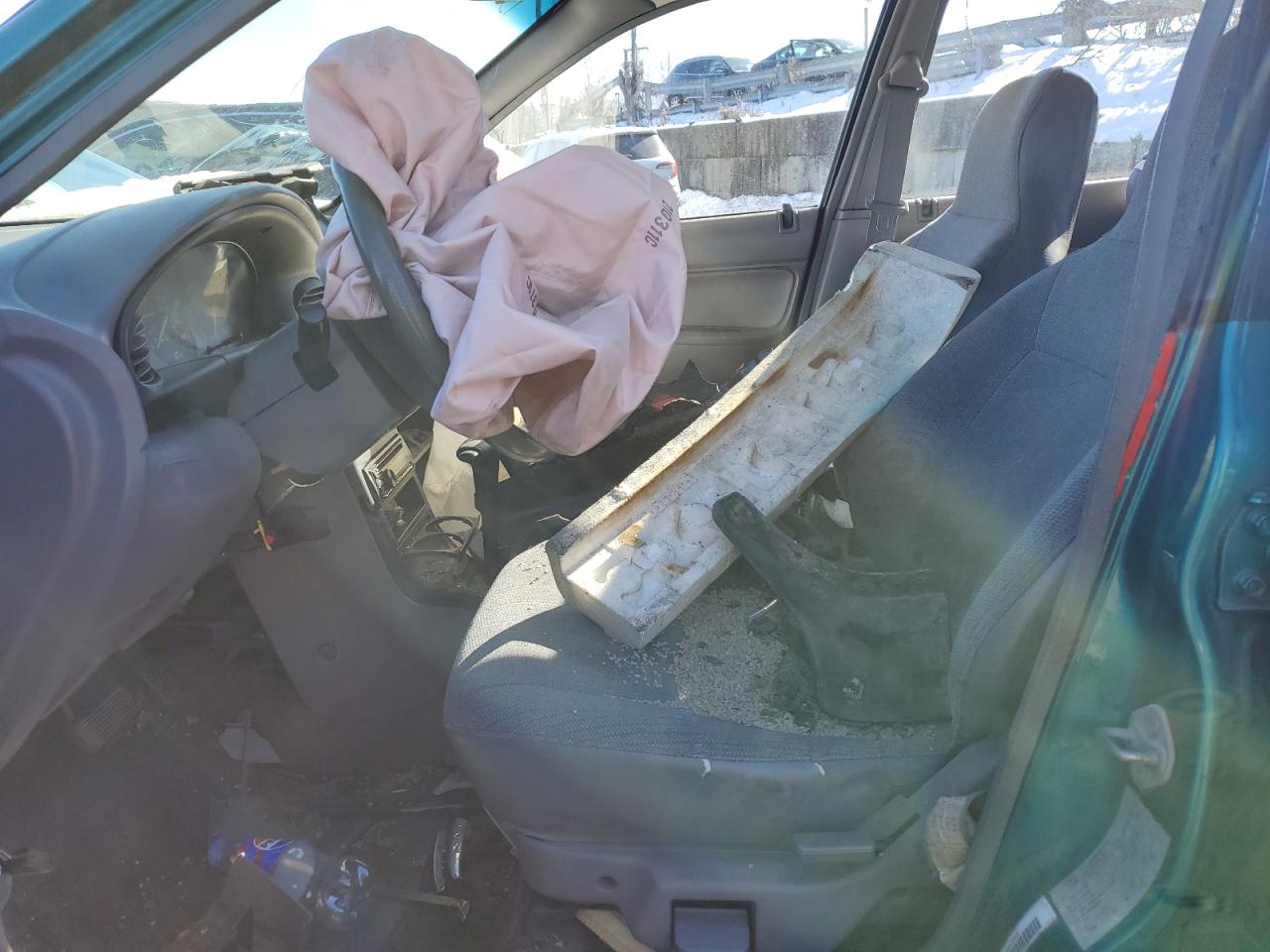 1994 Ford Aspire VIN KNJLT06H6R6107062 Copart auction photo, front end / minor dent/scratches damage thumbnail 7