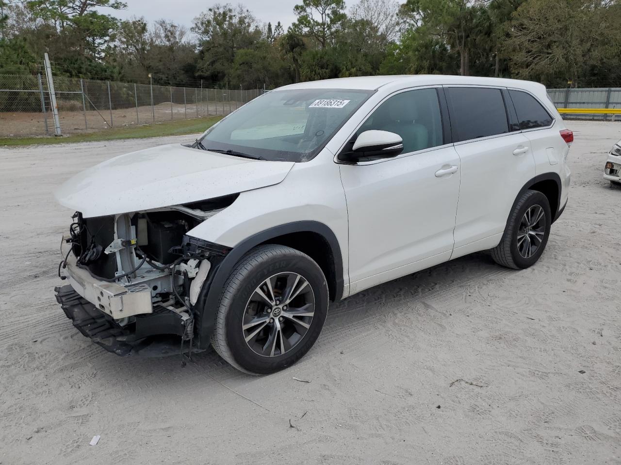 2018 Toyota Highlander VIN 5TDZZRFH6JS237895