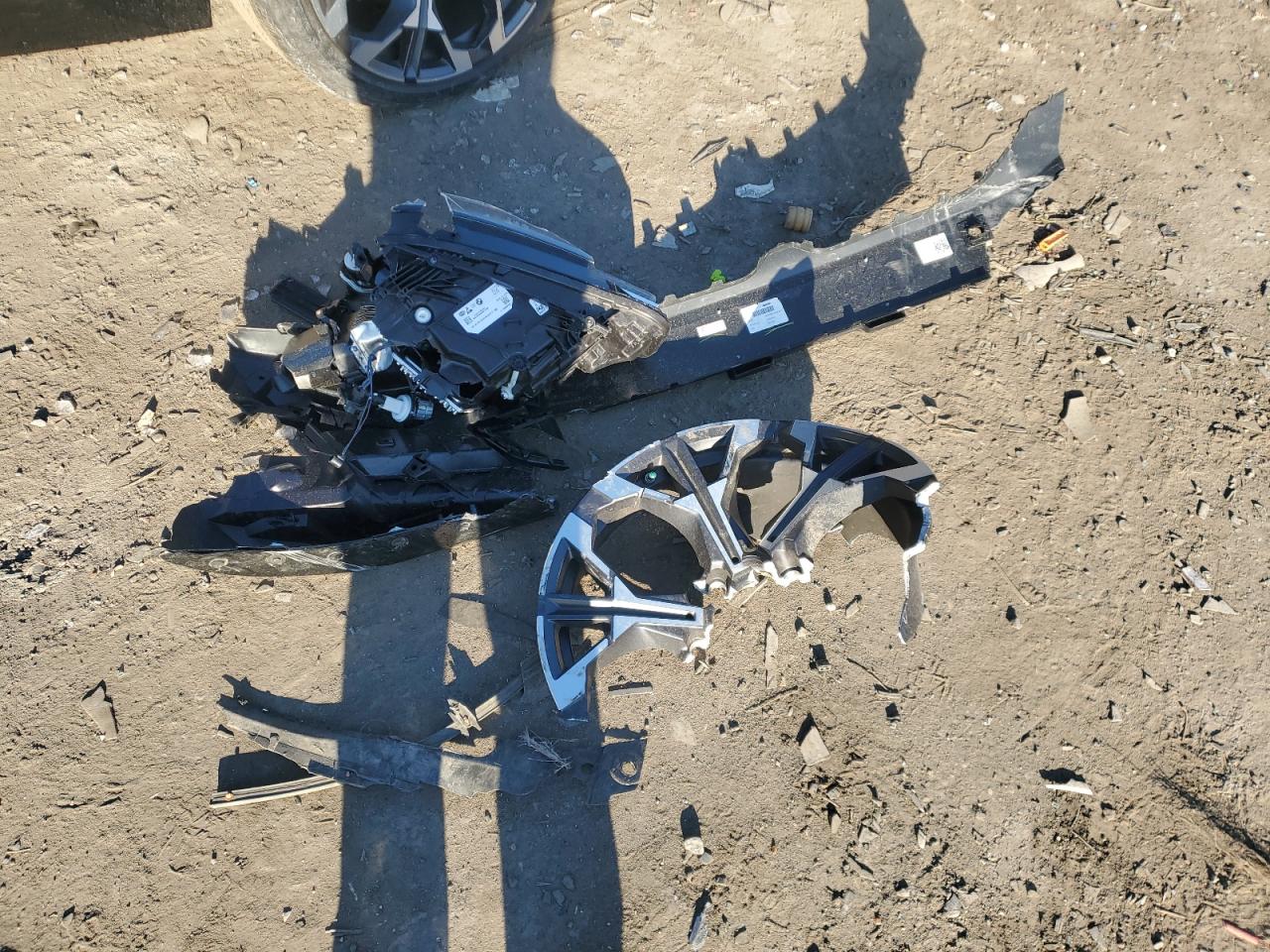 2025 BMW 3er VIN 3MW89CW06S8F01546 Copart auction photo, front end / undercarriage damage thumbnail 14