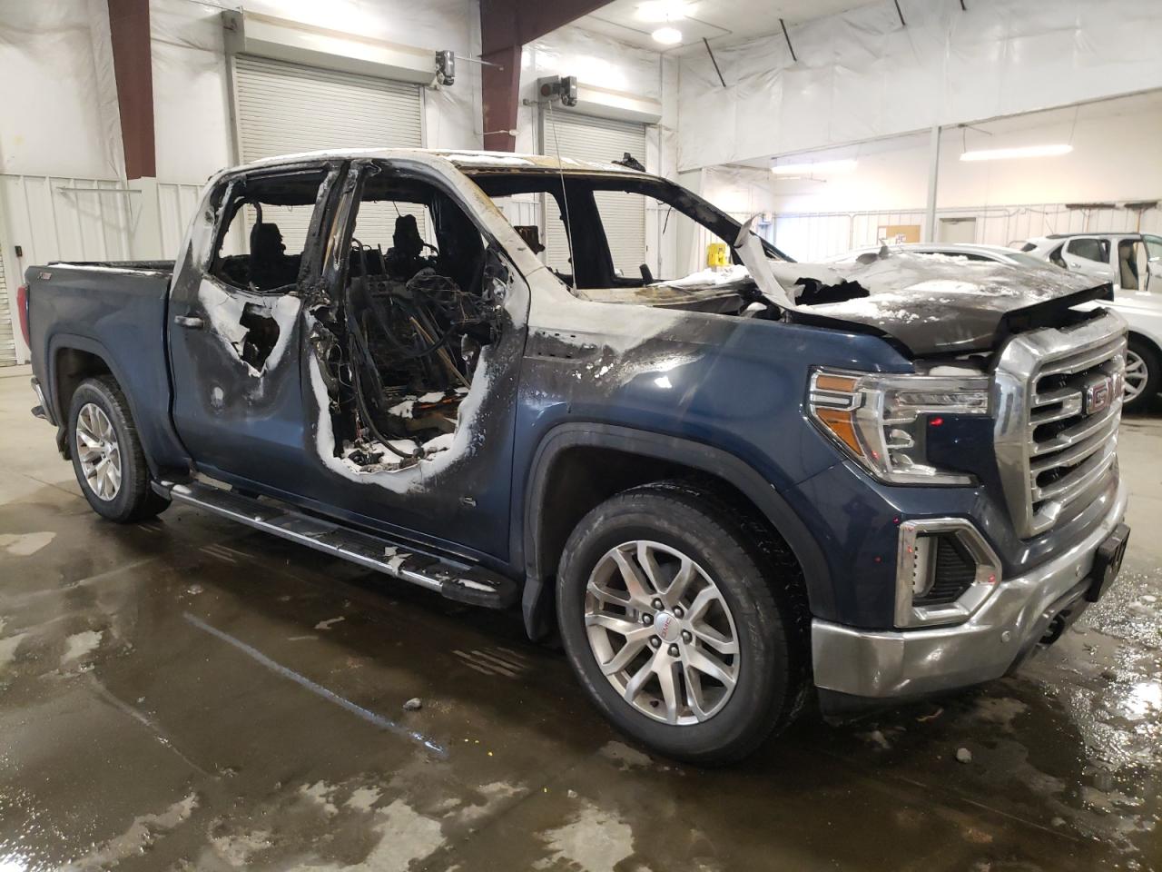 2019 GMC Sierra VIN 3GTU9DED9KG198098 Copart auction photo, burn damage thumbnail 4