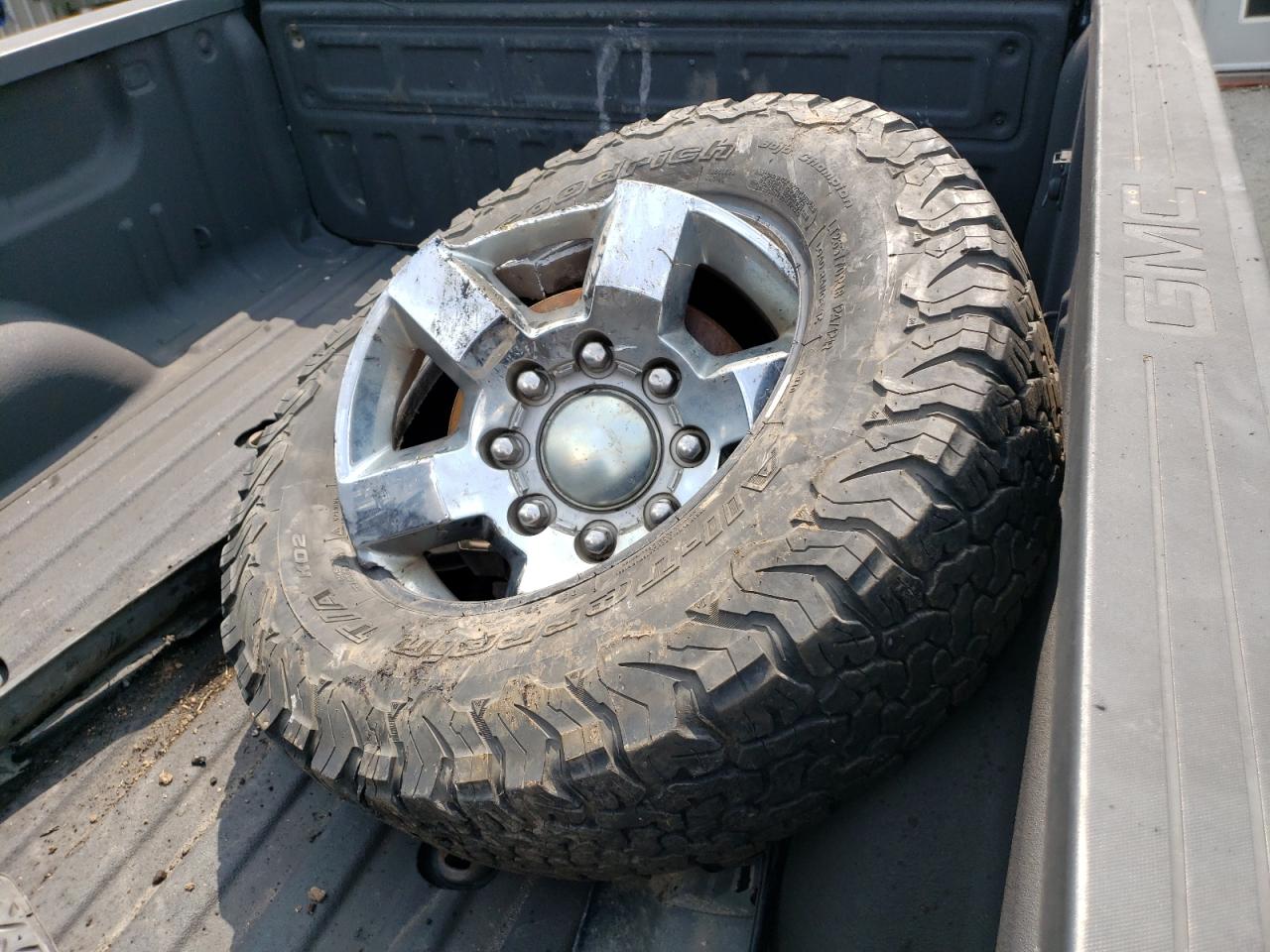 2018 GMC Sierra VIN 1GT12TEY9JF166210 Copart auction photo, all over damage thumbnail 12