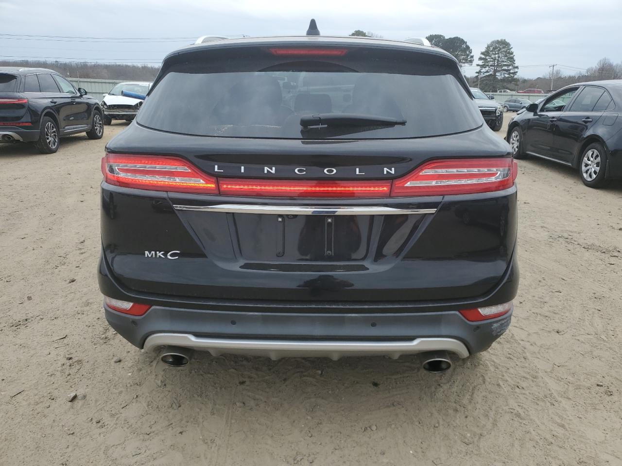 2019 Lincoln MKC VIN 5LMCJ2C97KUL09226 Copart auction photo, front end / minor dent/scratches damage thumbnail 6