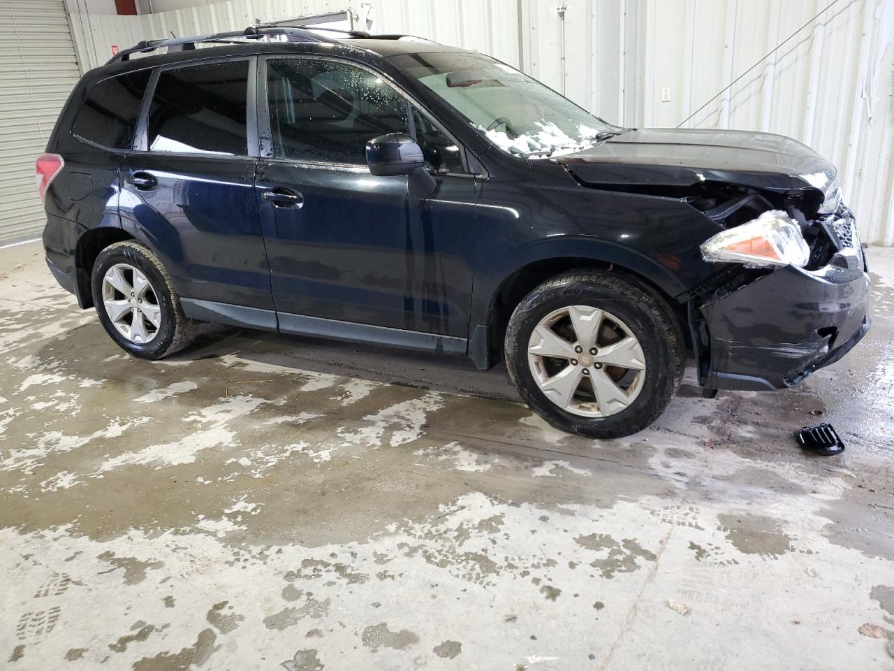 2015 Subaru Forester VIN JF2SJADC8FH506283 Copart auction photo, front end damage thumbnail 4