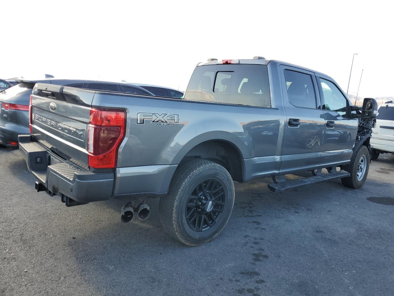 2022 Ford F250 VIN 1FT8W2BT1NEF40939 Copart auction photo, all over damage thumbnail 3