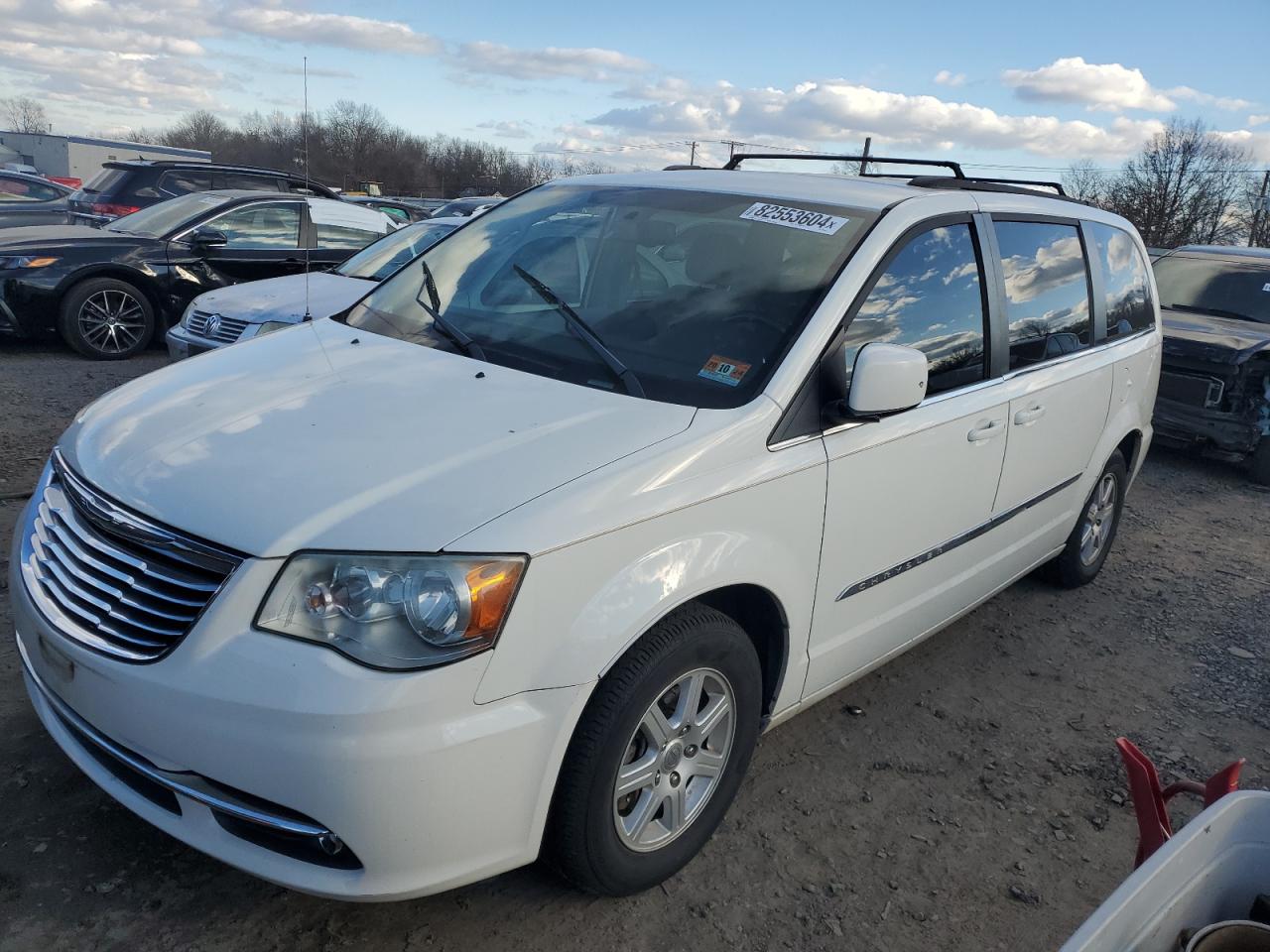 2011 Chrysler Town & Country VIN 2A4RR5DG9BR704587