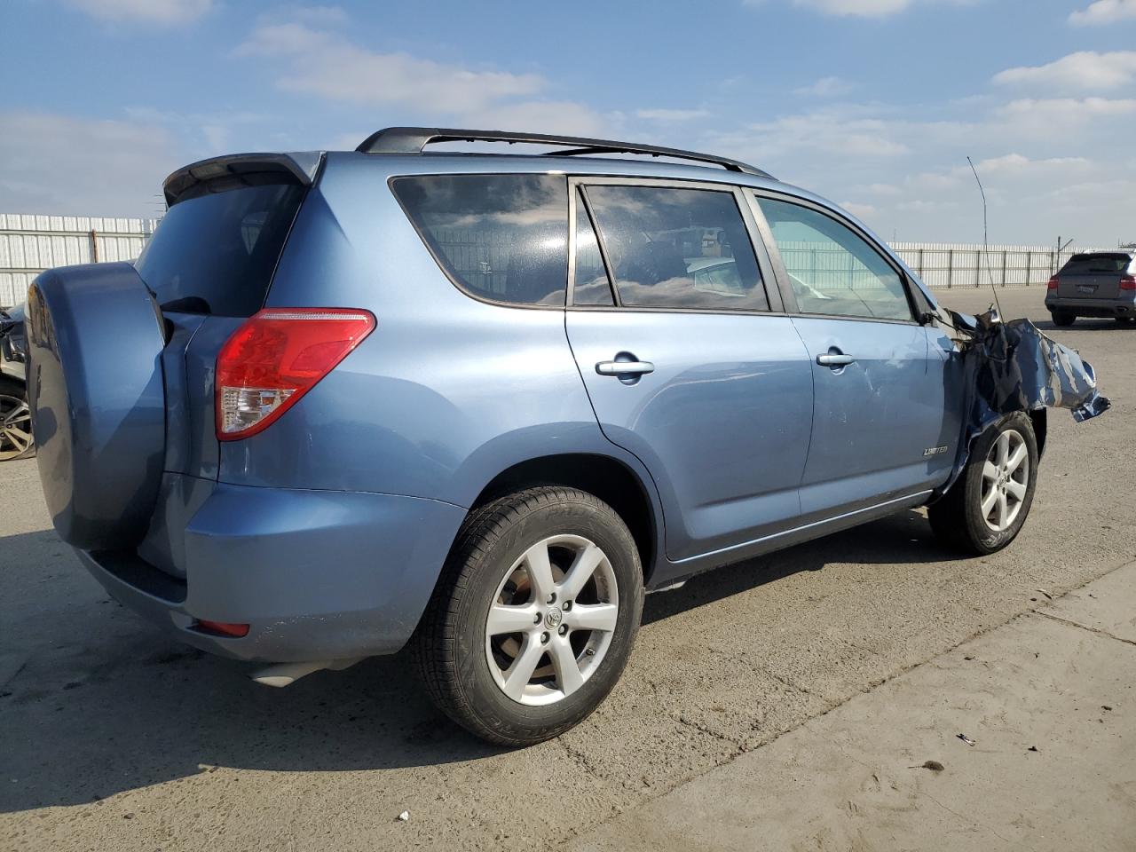2007 Toyota RAV 4 VIN JTMZD31VX75039778 Copart auction photo, front end / side damage thumbnail 3