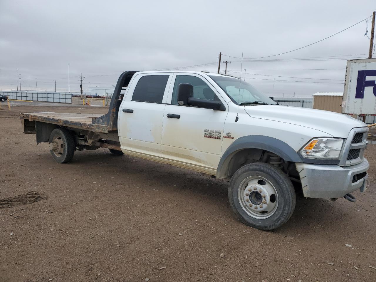 2018 RAM 4500 VIN 3C7WRLFLXJG264037 Copart auction photo, rear end damage thumbnail 4