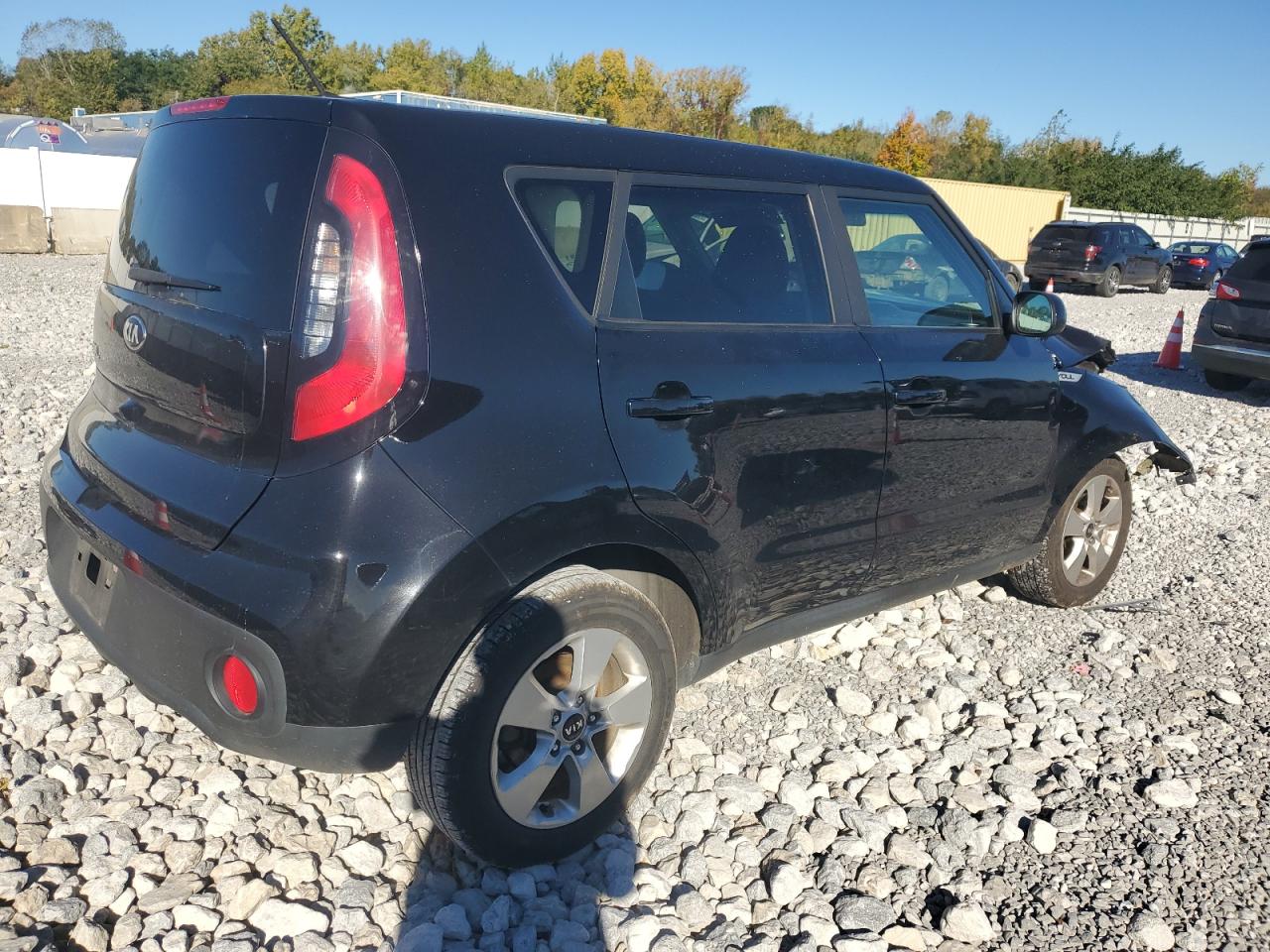 2017 KIA Soul VIN KNDJN2A28H7467669 Copart auction photo, front end / side damage thumbnail 3
