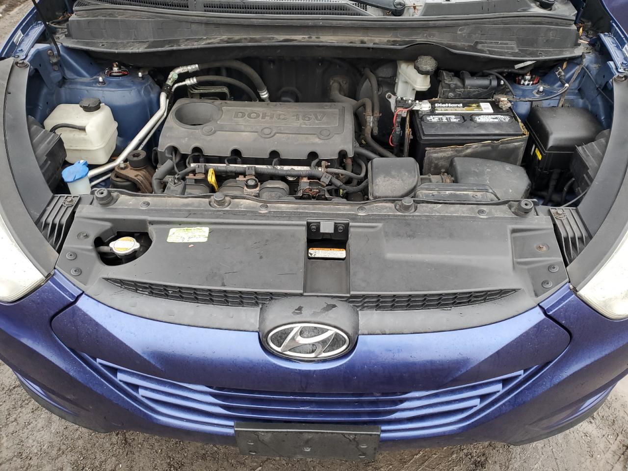 2011 Hyundai Tucson VIN KM8JU3AC1BU243570 Copart auction photo, rear end / minor dent/scratches damage thumbnail 12