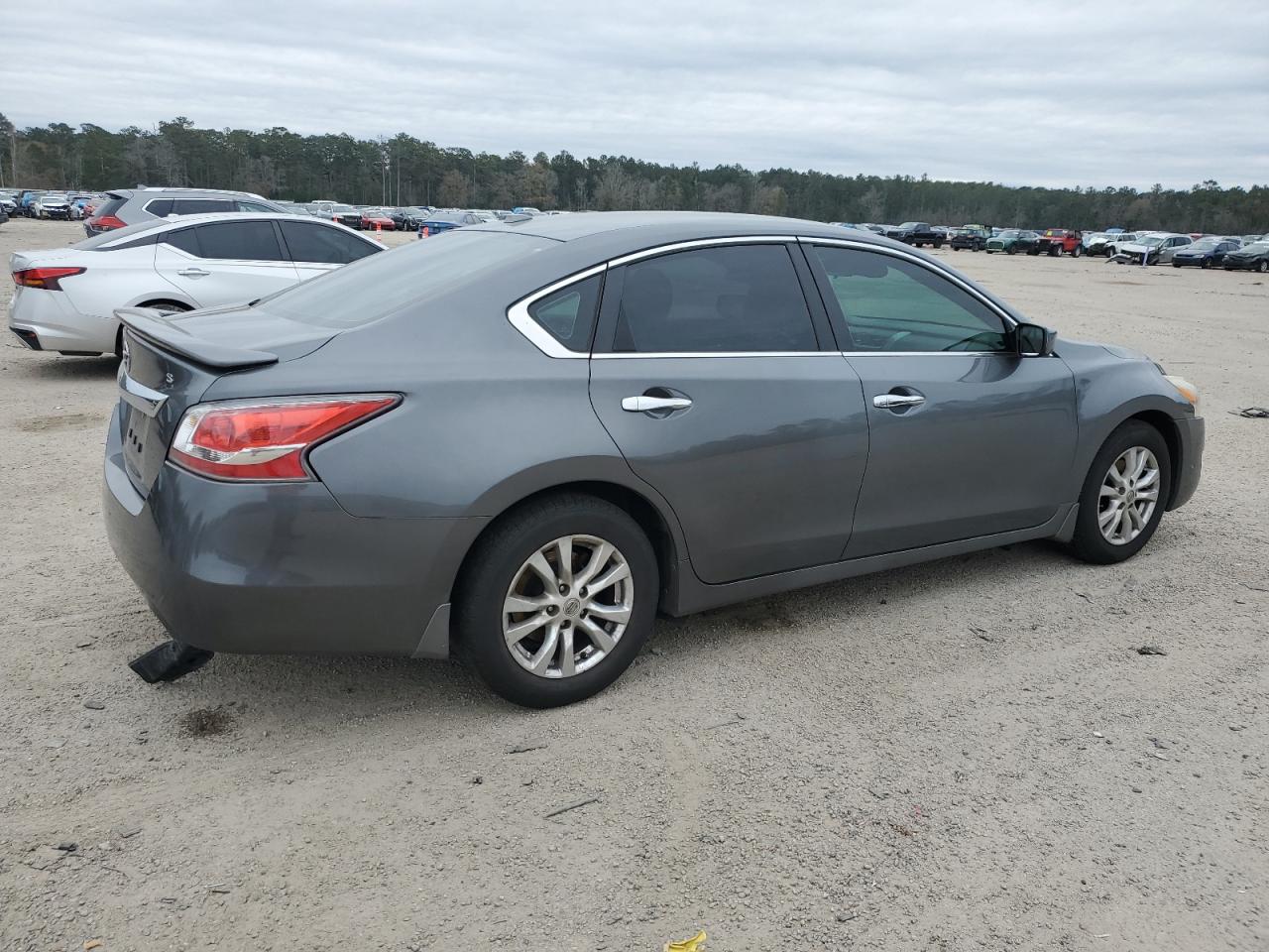 2015 Nissan Altima VIN 1N4AL3APXFC148050 Copart auction photo, rear end / side damage thumbnail 3