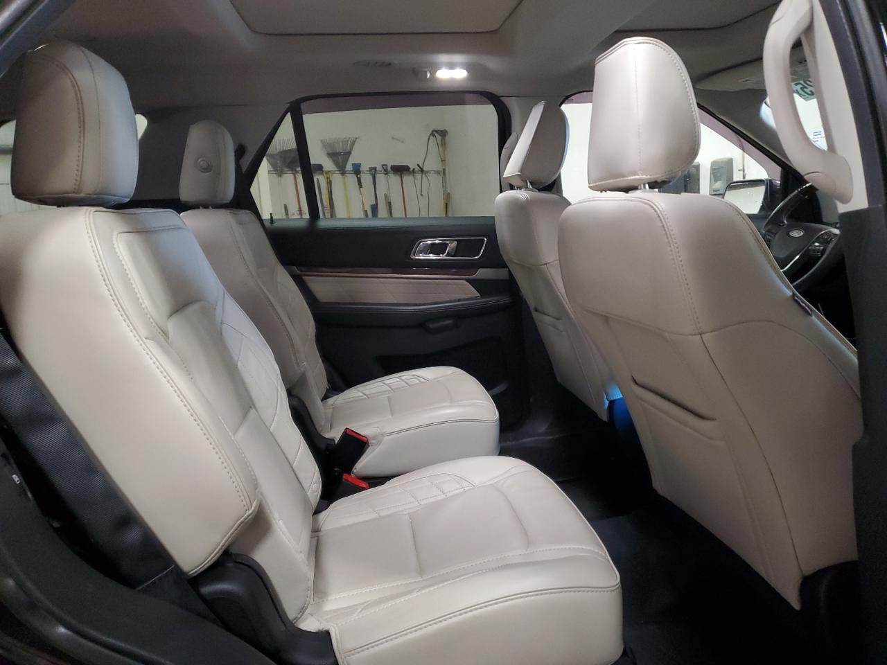 2019 Ford Explorer VIN 1FM5K8HT8KGA87696 Copart auction photo, rear end / side damage thumbnail 11