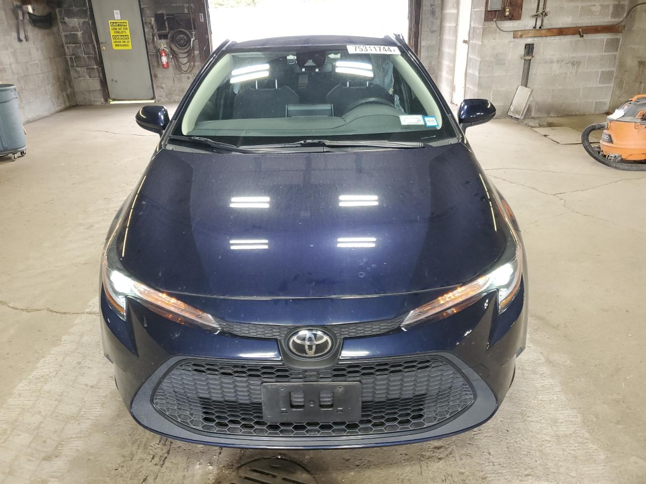 2021 Toyota Corolla VIN JTDEPMAE2MJ162389 Copart auction photo, side damage thumbnail 5