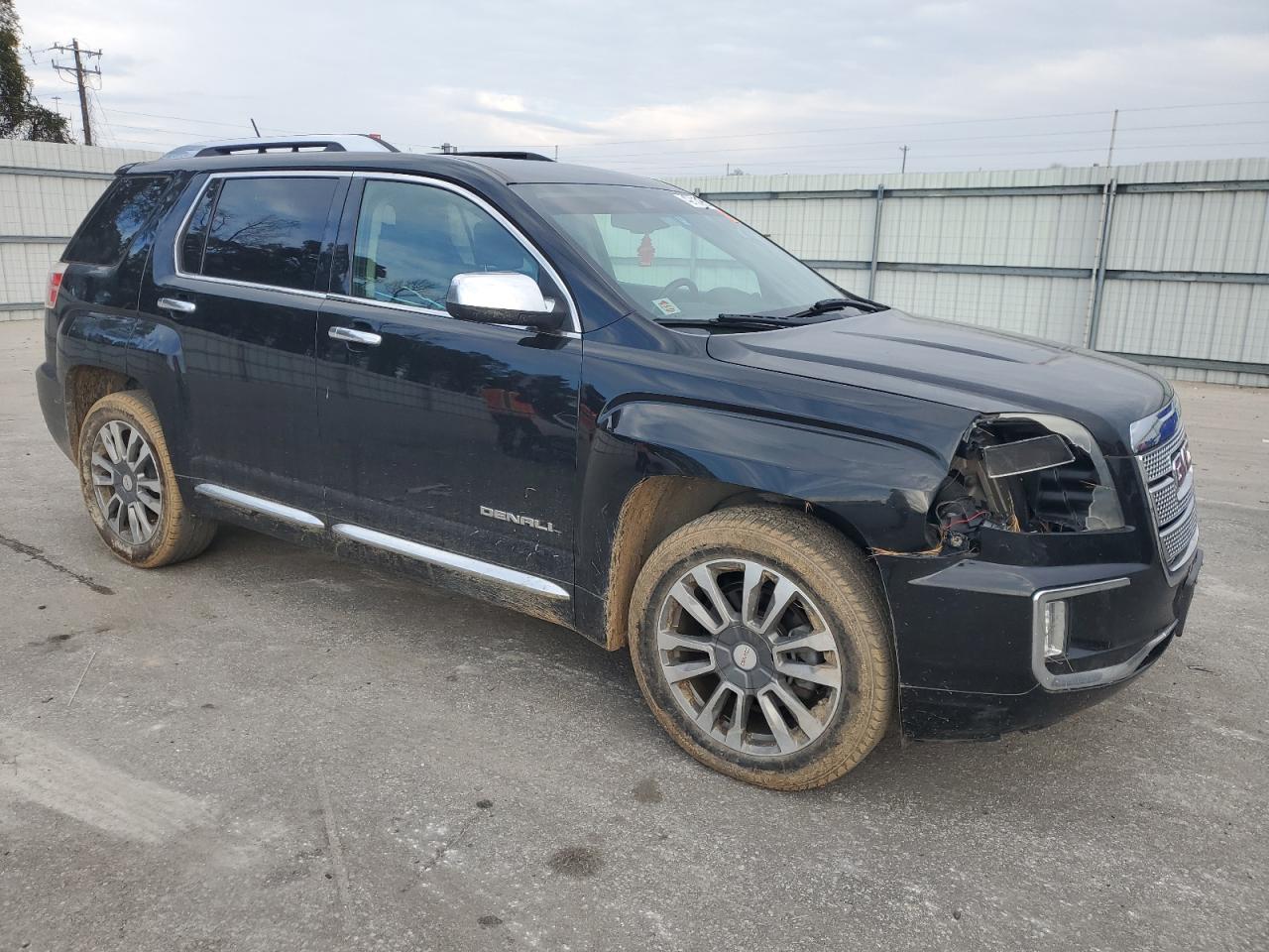 2017 GMC Terrain VIN 2GKFLVE35H6103892 Copart auction photo, front end damage thumbnail 4