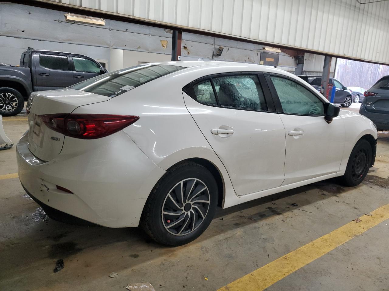 2015 Mazda 3 VIN 3MZBM1U72FM178764 Copart auction photo, front end damage thumbnail 3