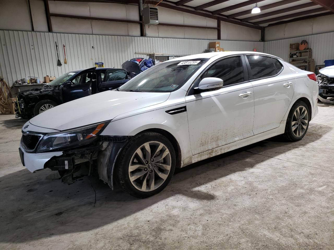 2014 KIA Optima VIN 5XXGR4A74EG317647