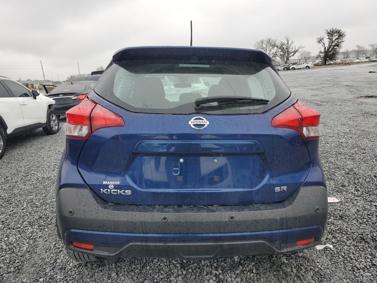2020 Nissan Kicks VIN 3N1CP5DV7LL576934 Copart auction photo, front end / side damage thumbnail 6