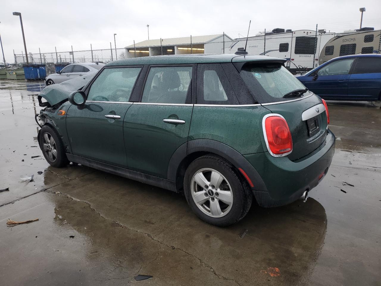 2015 MINI Cooper VIN WMWXS5C51FT833128 Copart auction photo, front end damage thumbnail 2