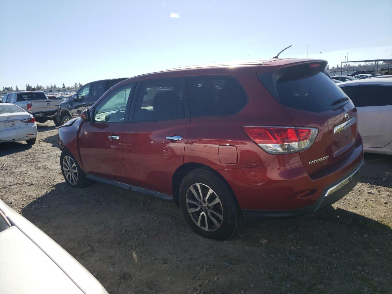 2013 Nissan Pathfinder VIN 5N1AR2MN8DC618551 Copart auction photo, side / front end damage thumbnail 2