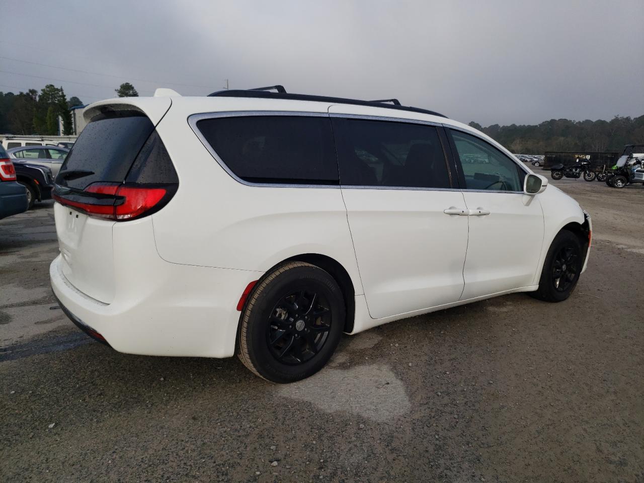 2022 Chrysler Pacifica VIN 2C4RC1BG9NR170059 Copart auction photo, front end damage thumbnail 3
