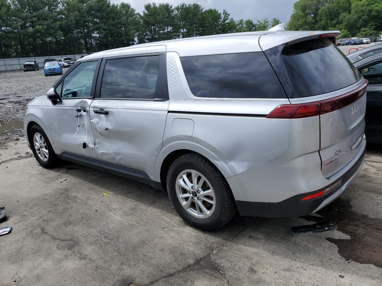 2022 KIA Carnival VIN KNDNB4H30N6118446 Copart auction photo, all over damage thumbnail 2