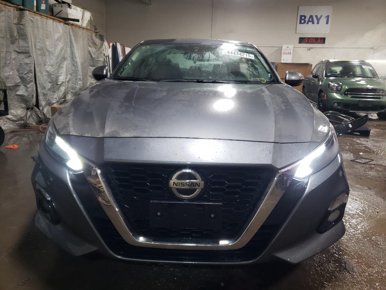 2020 Nissan Altima VIN 1N4BL4DV7LC200217 Copart auction photo, side / rear end damage thumbnail 5