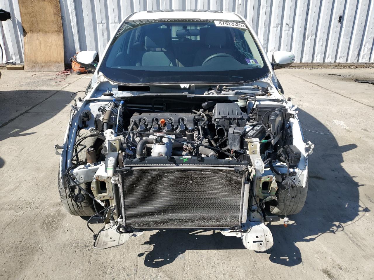 2017 Honda HR-V VIN 3CZRU5H55HM715187 Copart auction photo, front end / minor dent/scratches damage thumbnail 5