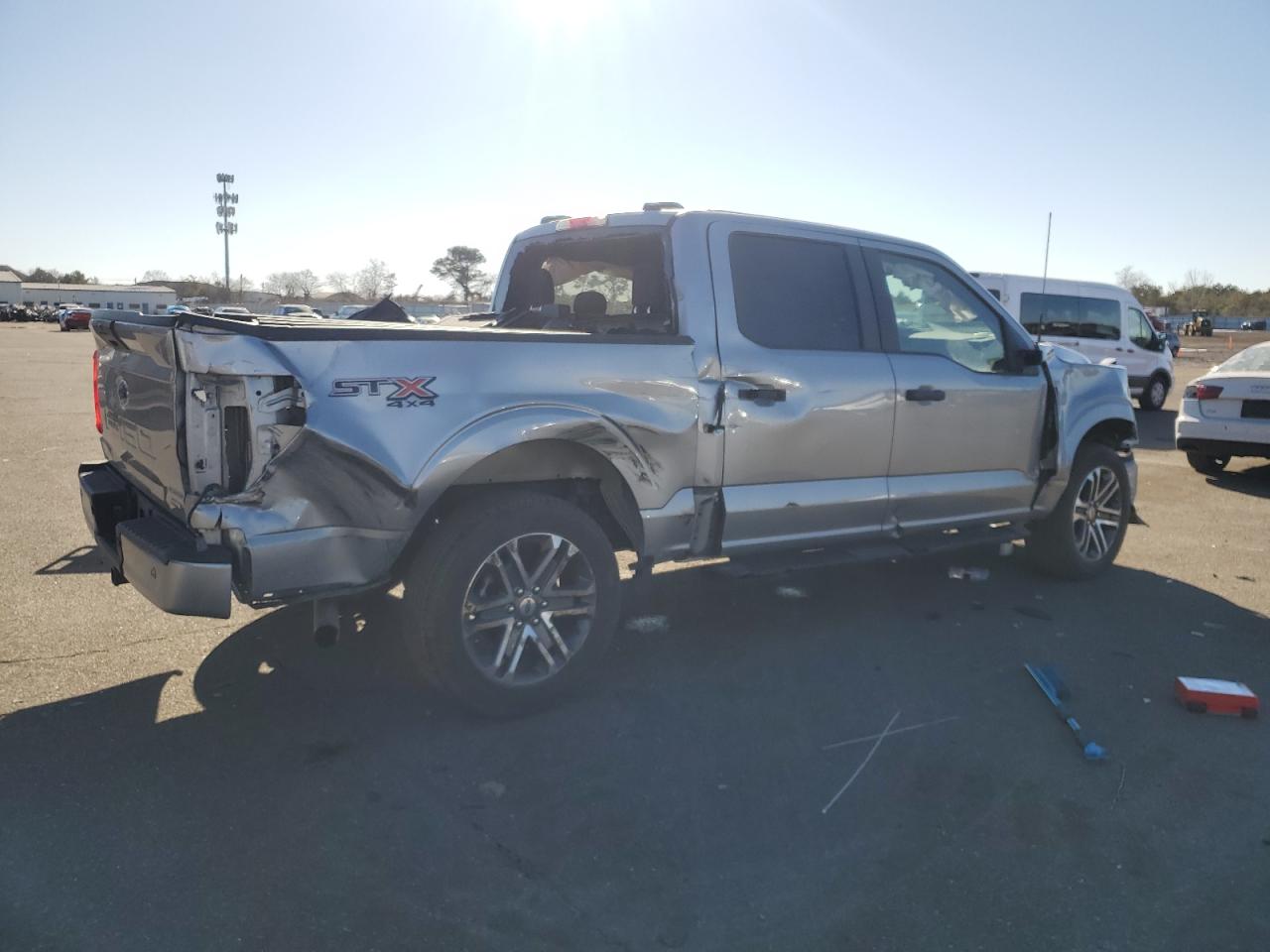 2022 Ford F-150 VIN 1FTEW1EP7NKE39143 Copart auction photo, front end / rear end damage thumbnail 3