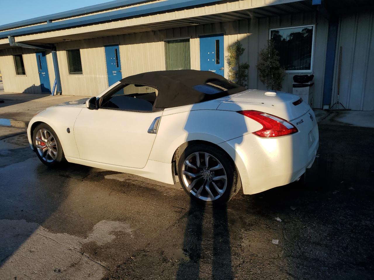 2013 Nissan 370Z VIN JN1AZ4FH4DM790189 Copart auction photo, vandalism / minor dent/scratches damage thumbnail 2